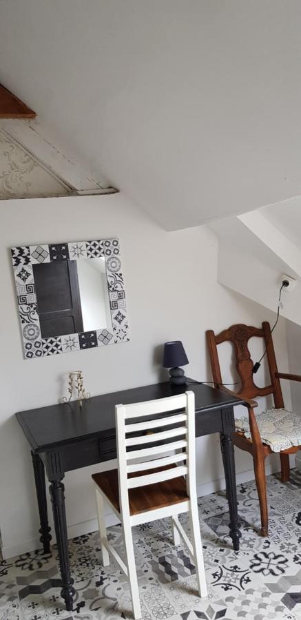 Gite 3 Du Chateau De Feschaux Villeneuve-sous-Pymont エクステリア 写真
