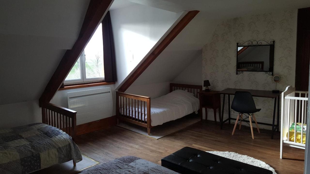 Gite 3 Du Chateau De Feschaux Villeneuve-sous-Pymont エクステリア 写真