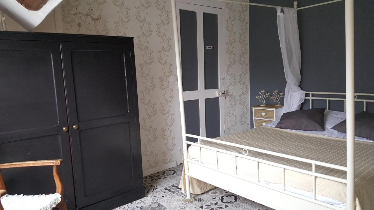Gite 3 Du Chateau De Feschaux Villeneuve-sous-Pymont エクステリア 写真