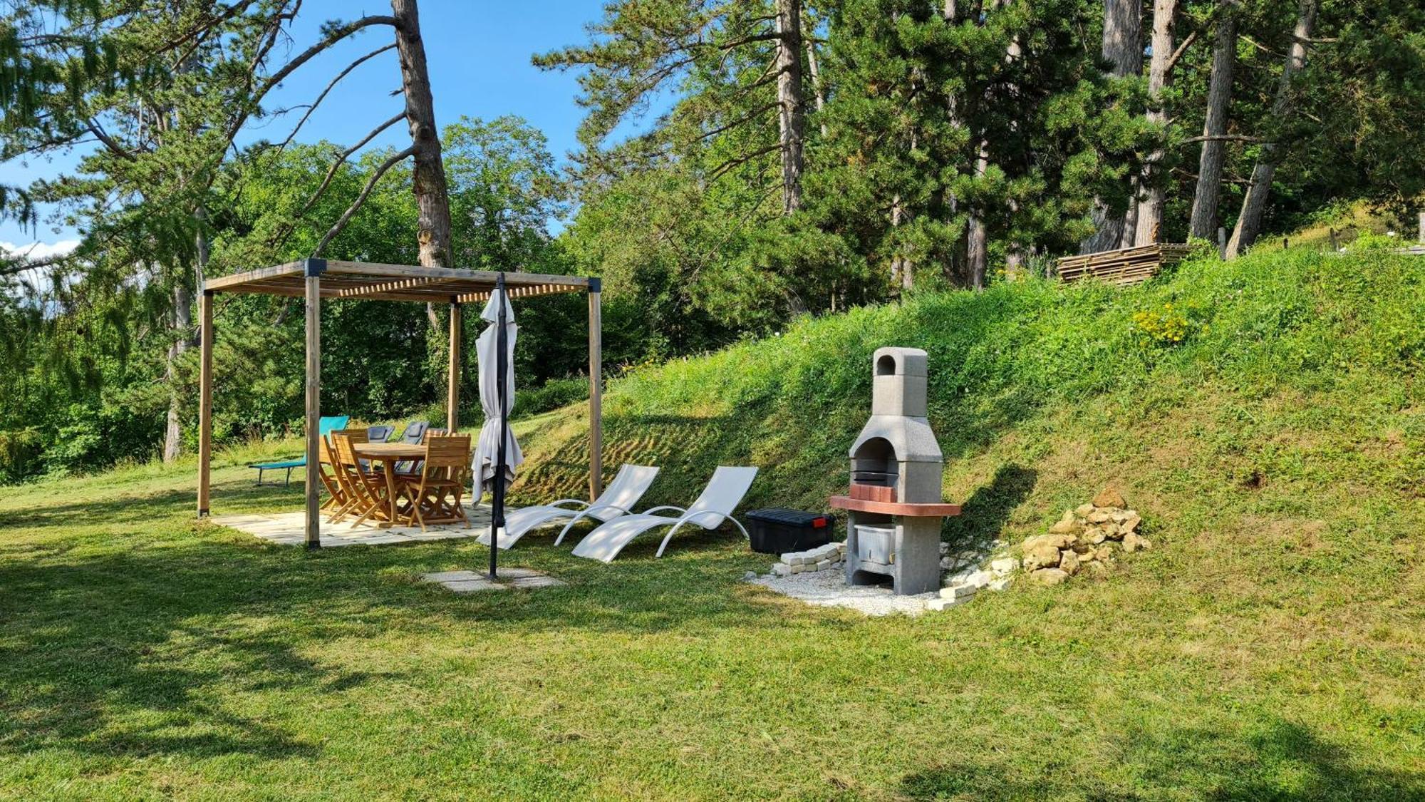 Gite 3 Du Chateau De Feschaux Villeneuve-sous-Pymont エクステリア 写真