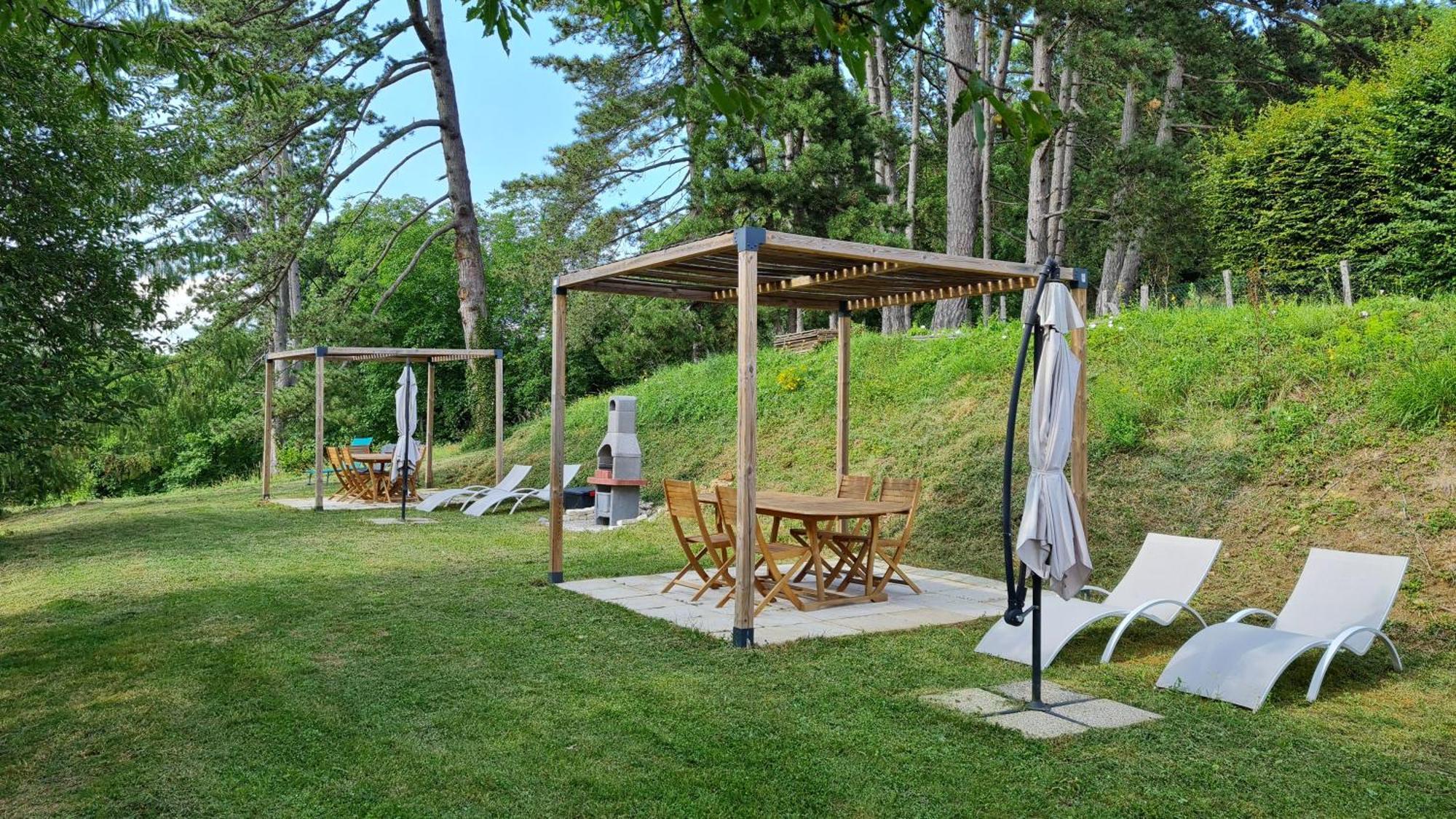 Gite 3 Du Chateau De Feschaux Villeneuve-sous-Pymont エクステリア 写真